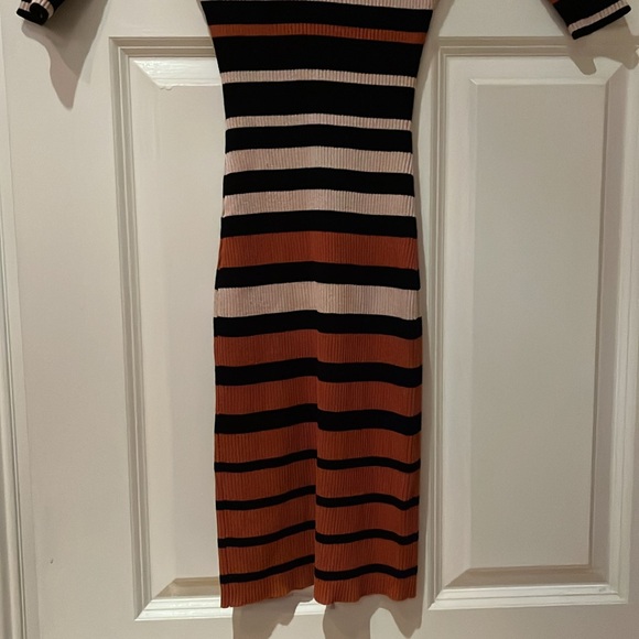 Never worn Beautiful Dress by: say what ? Size small. - Picture 4 of 7